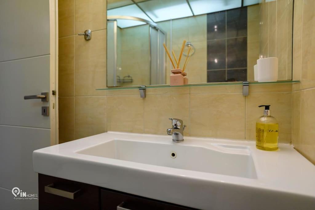 Ferienwohnung Thyme Out In Athen Exterior foto